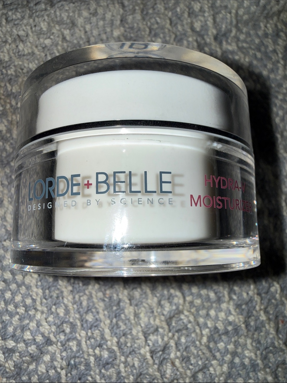 Lorde + Belle Hydra-V Moisturizer — White